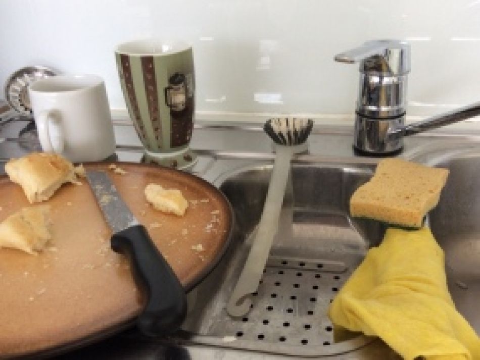 Schmutzige Spüle: Mangelnde Küchenhygiene kann gefährlich werden © Krebsinformationsdienst, Deutsches Krebsforschungszentrum
