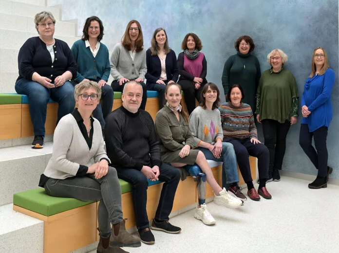 Das Team des Telefondienstes, © Krebsinformationsdienst, DKFZ; Foto: Klaus Landry Mitarbeitende vom Telefondienst des Krebsinformationsdienst
