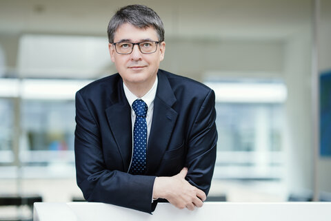 Professor Dr. Michael Baumann, Vorstand des Deutschen Krebsforschungszentrums Porträt von Professor Baumann, dem Vorstand des DKFZ