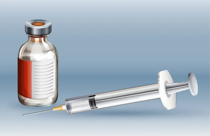 Impffläschchen mit Spritze, © Freepik.com grafische Darstellung eines Impffläschchens mit einer Spritze