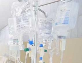 Chemotherapie: Infusionsbeutel © Krebsinformationsdienst, Deutsches Krebsforschungszentrum